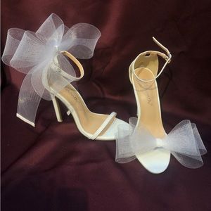 Wedding Shoe Bows - Jimmy Choo DIY